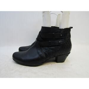 Earth Womens Size 8 B Black Leather Zip Fashion Ankle Boots Booties